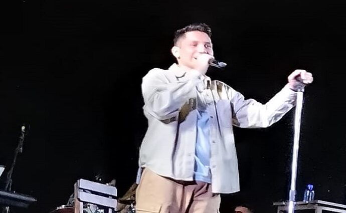 Sebastián Ramos cautiva a Porlamar con su voz