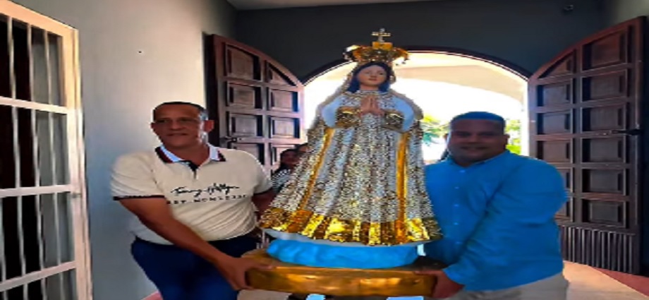 Concejo Municipal de Maneiro celebró con una misa a la Virgen del Valle