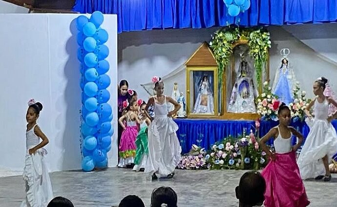 El fervor mariano se desborda en Las Piedras de Juan Griego