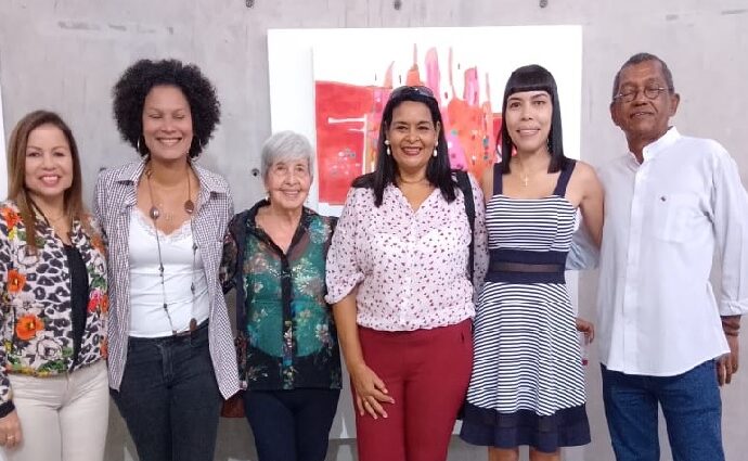 Gabriela Zúñiga inicia su "Viaje Anónimo" en el Centro de Artes Omar Carreño