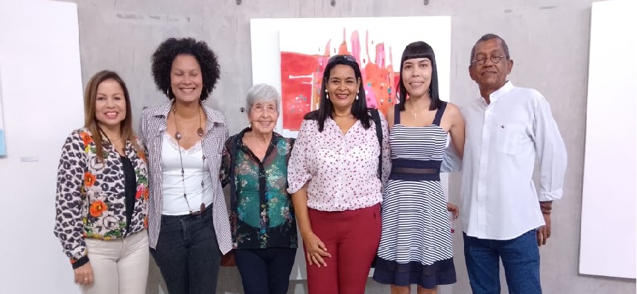 Gabriela Zúñiga inicia su "Viaje Anónimo" en el Centro de Artes Omar Carreño