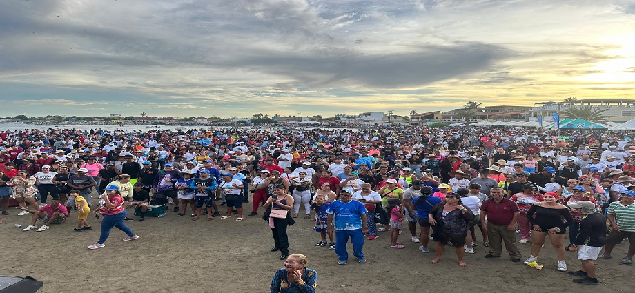17 mil visitantes celebraron la Feria del Malacho y Regata de Peñeros en Macanao