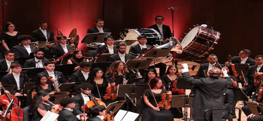 Orquesta Juan José Landaeta y Coral Simón Bolívar inician gira en México