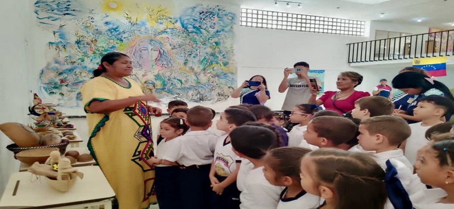 Arte y sabiduría indígena florecen en Valera
