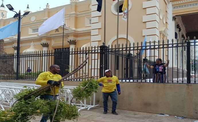 Todo listo para la Bajada de la Chinita
