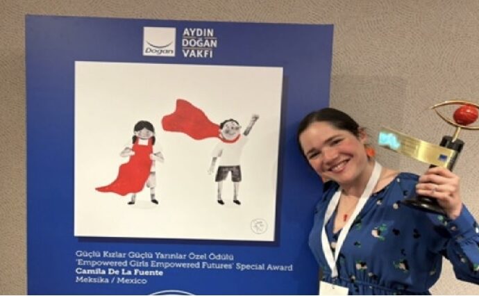 CamdelaFu gana prestigioso Premio Internacional de Caricatura en Estambul