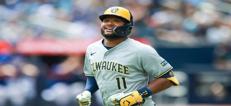 Chourio guía a Cerveceros a la cima y Luzardo no puede con el poderío de Dodgers