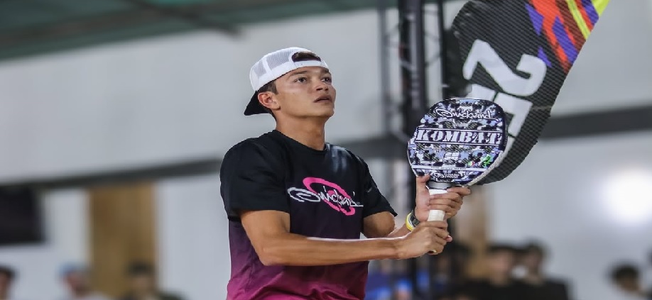 Carlos Fernández, de 19 años, se corona Campeón Mundial de Beach Tennis en Brasil