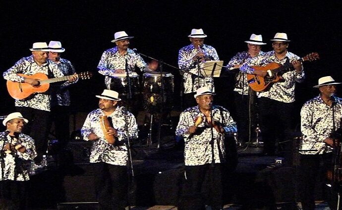 El Sonero Clásico del Caribe celebra el aniversario del Teatro César Rengifo