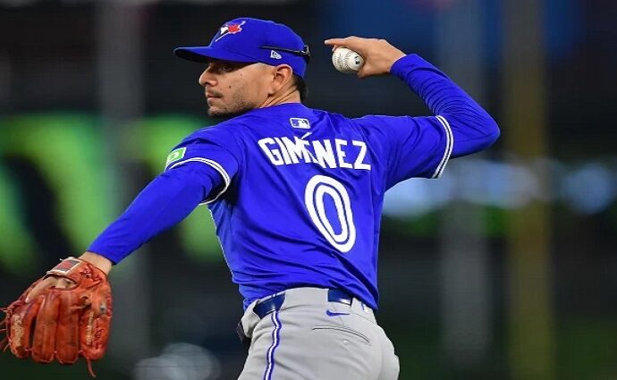 Azulejos fuerzan el Juego 7 con defensa venezolana