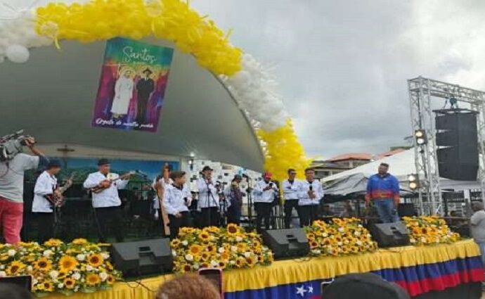 Más de 200 niños y jóvenes rinden homenaje a José Gregorio Hernández en Isnotú
