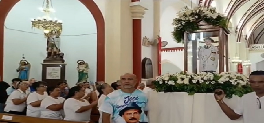 San José Gregorio Hernández ingresó por primera vez como Santo a la iglesia San Nicolás de Bari