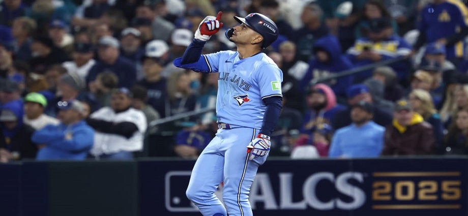 El despertar de Toronto: Jonrón y remontada de Andrés Giménez