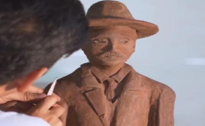 Revelan escultura de chocolate de San José Gregorio Hernández