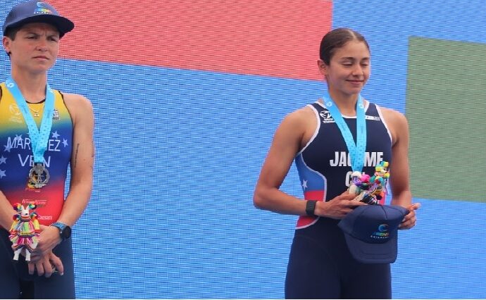 Triatleta cumanesa Rosa Martínez logra Plata en Chile