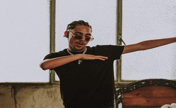 Perseo, artista venezolano con base en España, estrena "Seguro"