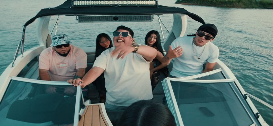 Dimahier, Pinto el Problema y El Multiverso irrumpen en la escena urbana con "No Me Conoce"