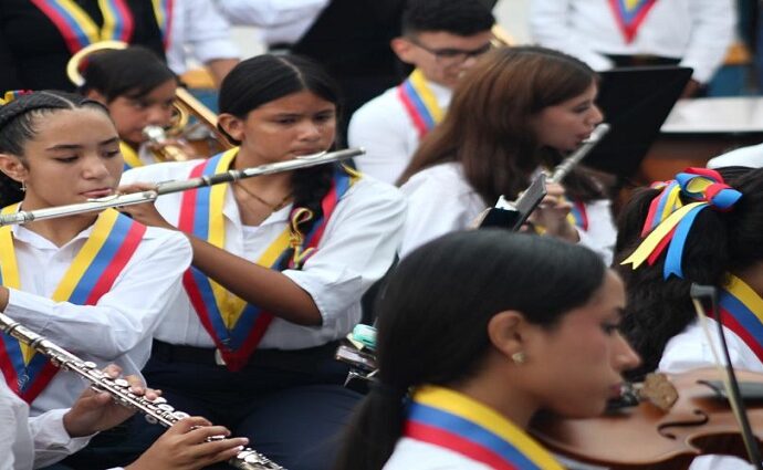 La Asunción se rinde a Santa Cecilia con concierto de El Sistema