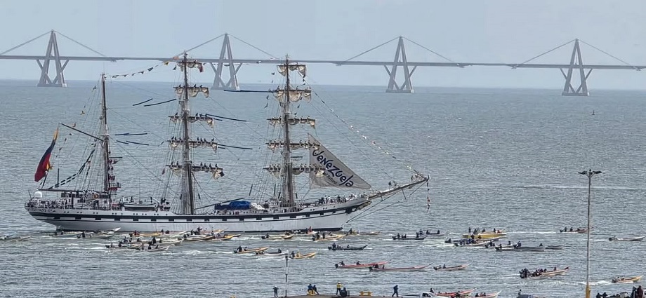 Buque Escuela Simón Bolívar arriba a Maracaibo
