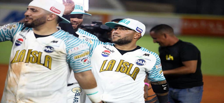 Bravos y Magallanes brillaron en una noche de blanqueos y dominio total