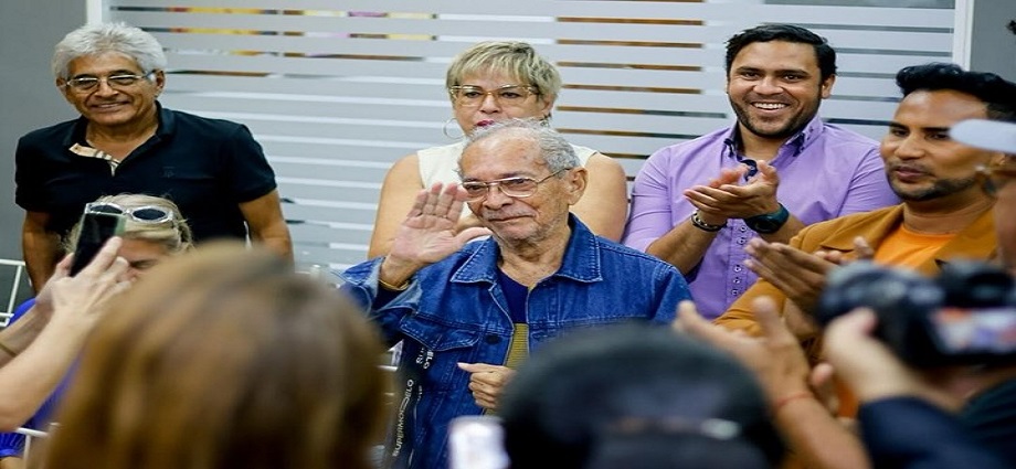 Concejo Municipal de Maneiro rinde homenaje a la trayectoria teatral de Margarita