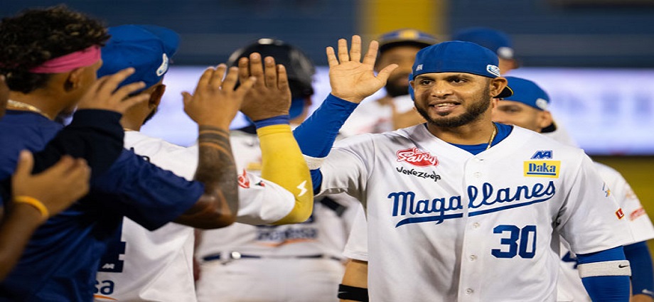 Caribes, Magallanes, Águilas y Leones celebraron el martes
