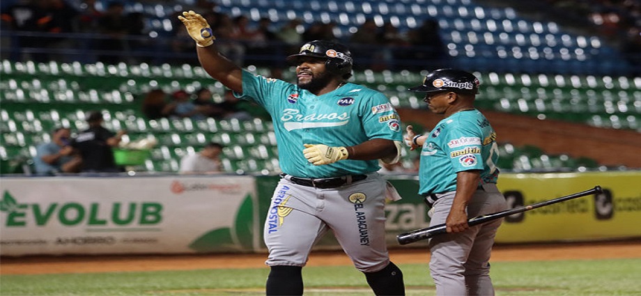 Wilson García lidera paliza, Magallanes repite y Caribes afeita a Leones
