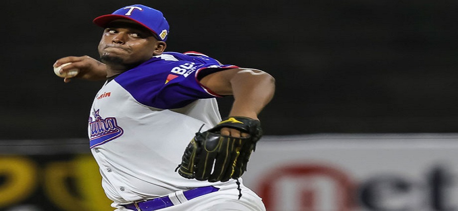 Tiburones, Águilas y Caribes victoriosos