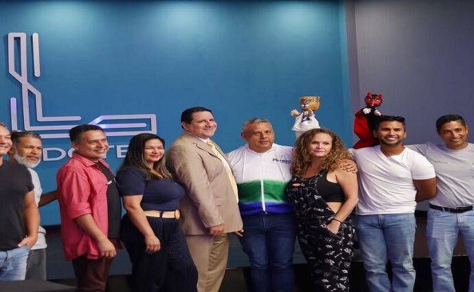 Maneiro anuncia la Semana del Teatro