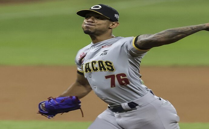 Leones ruge ante Magallanes y Cardenales se desquita