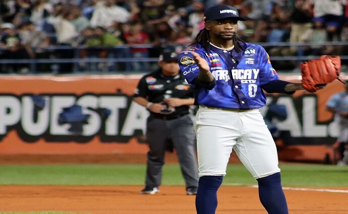 Tigres blanquea al Magallanes, Bravos y Leones extienden su racha