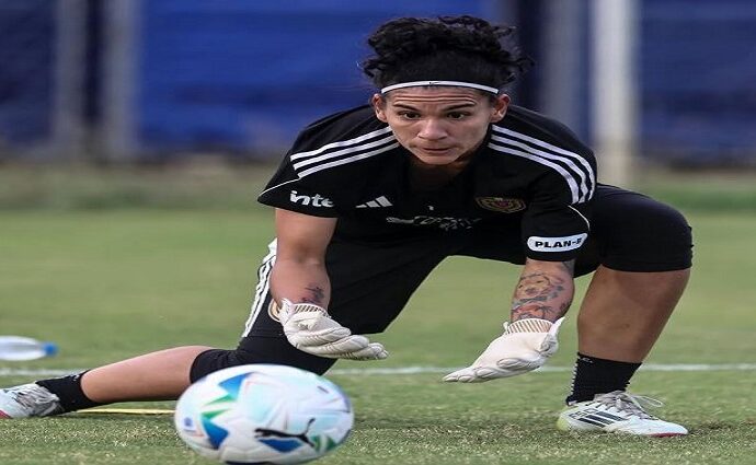 Yessica Velásquez nominada a Mejor Guardameta en los Premios The Best 2025