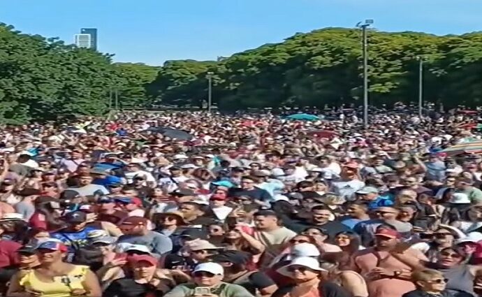 Más de 25.000 personas celebraron la Feria de la Chinita en Argentina