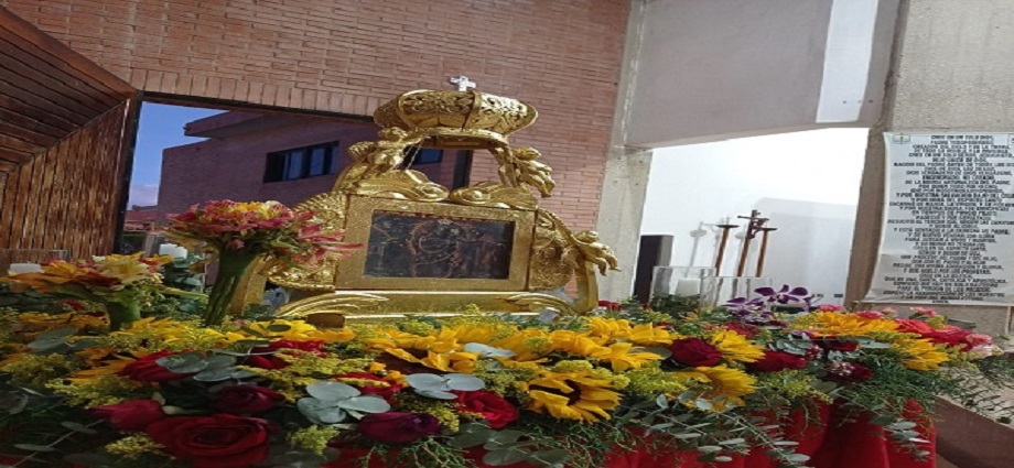 Misa en honor a la Chinita con gaitas en La Arboleda