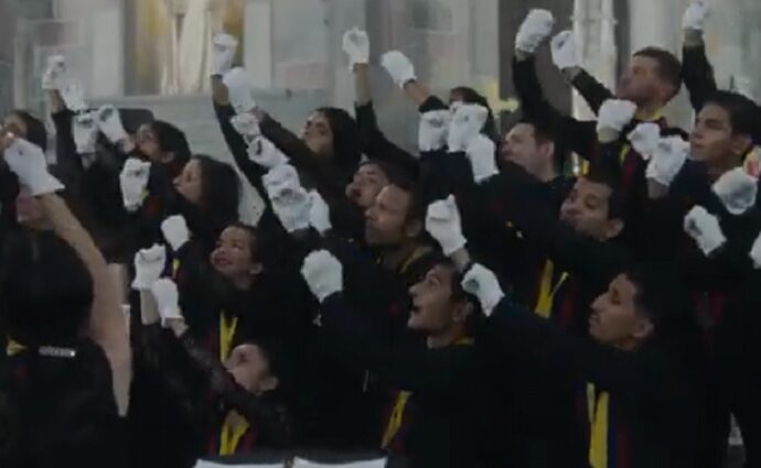 Revelan adelanto del documental "El Canto de las Manos"