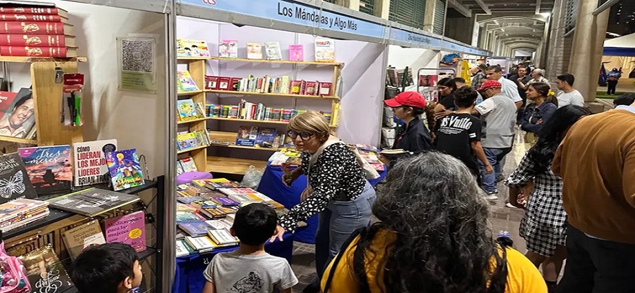 Feria del Libro de Caracas extiende su programación