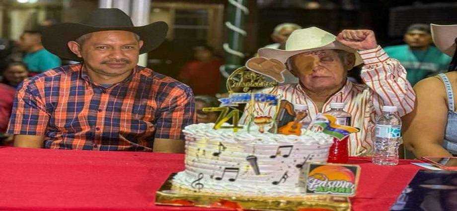 "El Pico de Oro" José Alí Nieves celebró sus 74 años