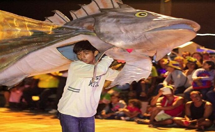 Coche se vistió de gala con el XXXVI Festival Infantil de Diversiones