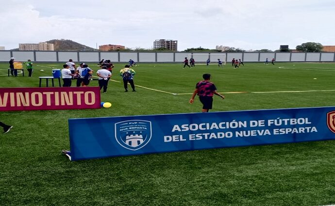 Nueva Esparta celebra la inauguración del Complejo Insular de Fútbol