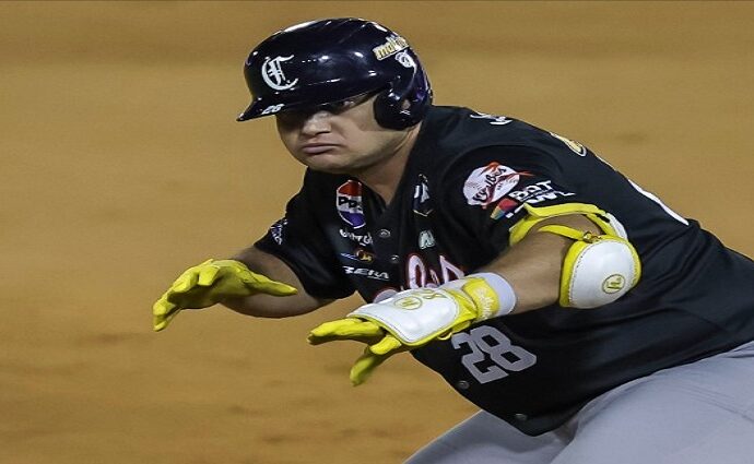 Balbino Fuenmayor gana su tercer Jugador de la Semana