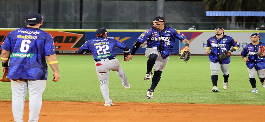 Tigres despiertan, Cardenales barren y Águilas retoman el vuelo