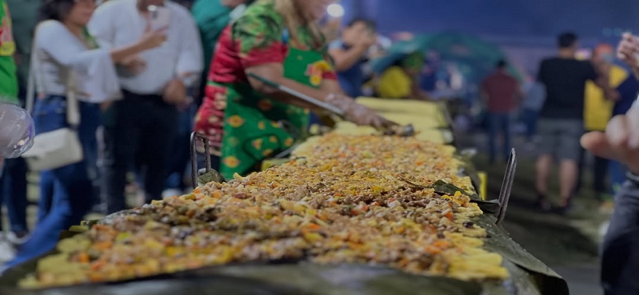 El "Hallacazo Bellavistero" alcanza los 33 metros de sabor y tradición