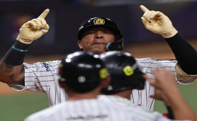 Bravos se afianza y Salvador Pérez brilla con Leones