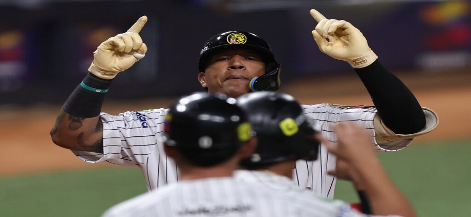 Bravos se afianza y Salvador Pérez brilla con Leones