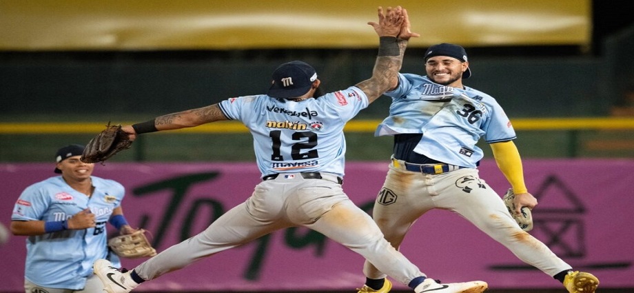 Magallanes reparte palos y el Caracas se aferra a la vida