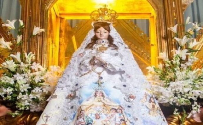 La Virgen de El Valle regresa a su camarín este lunes