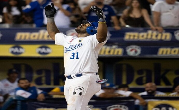 Magallanes cazó al León y hay triple empate en el segundo