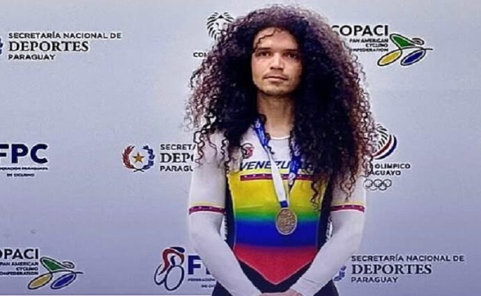 Clever Martínez nuevo líder mundial de ciclismo de pista