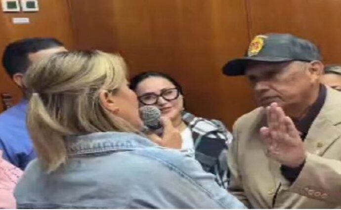 Luis Velásquez Cortesía asume como nuevo Cronista de Mariño