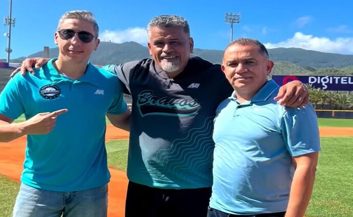 Bravos ratifica a Henry Blanco hasta la temporada 2028-2029